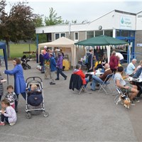 Llyfrgell a Chanolfan Gweithgareddau Dinas Powys